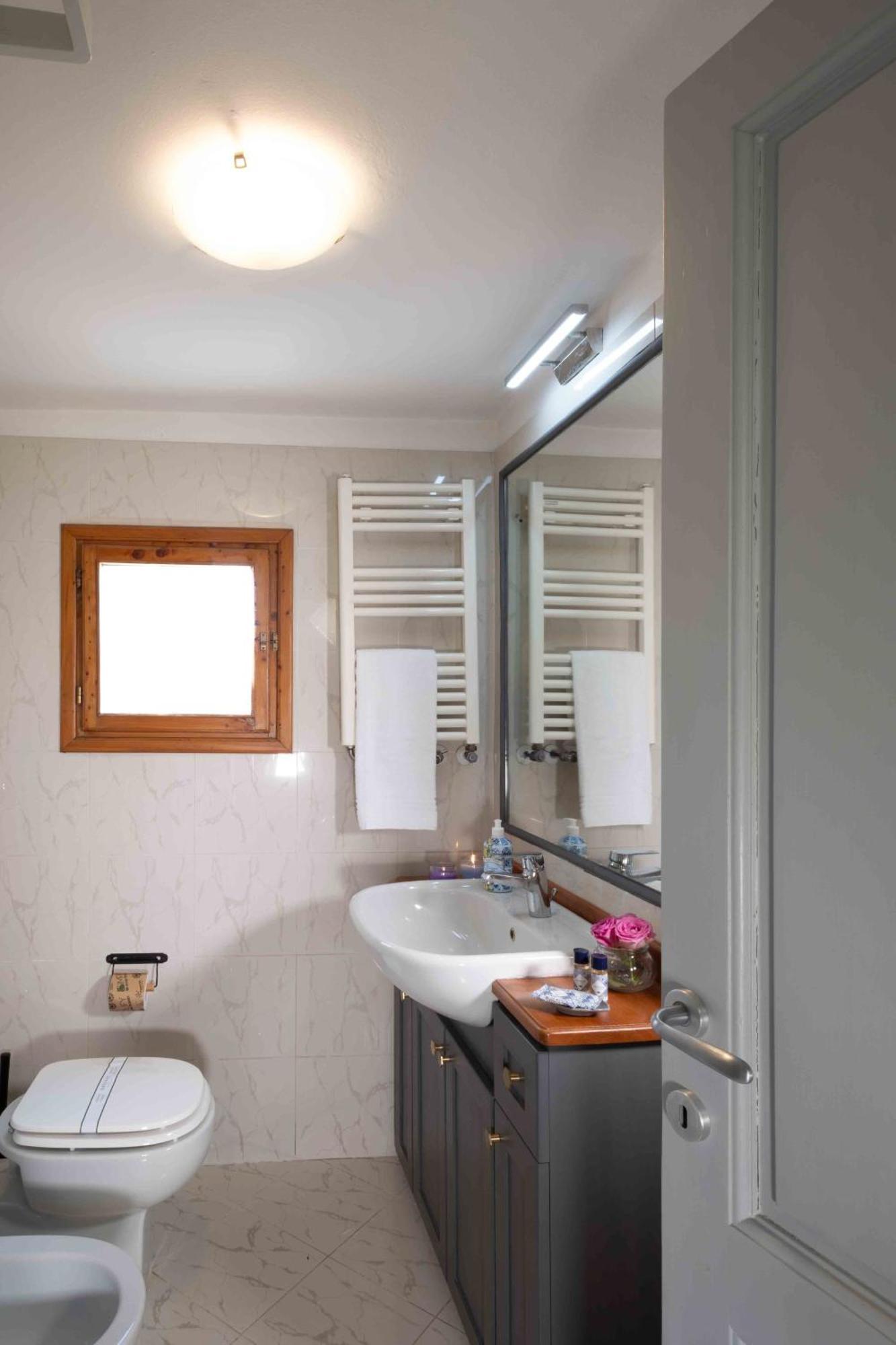 Lezioso, Casegalante In Apartamento